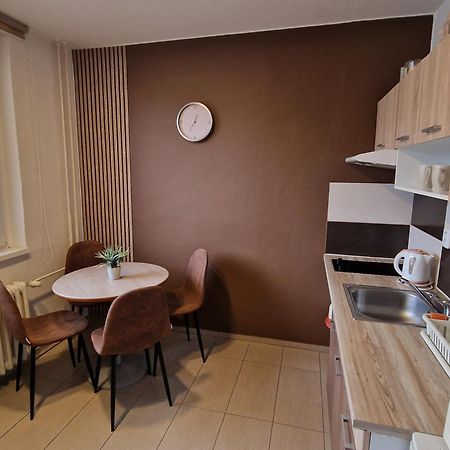 Apartman Valentina ซลีน ภายนอก รูปภาพ